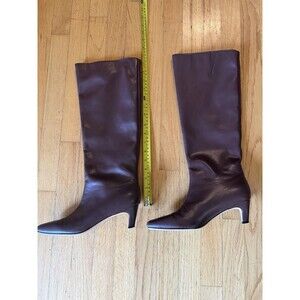 Women’s Brown Knee High Boots 8.5 Pointed Toe Kitten Heel